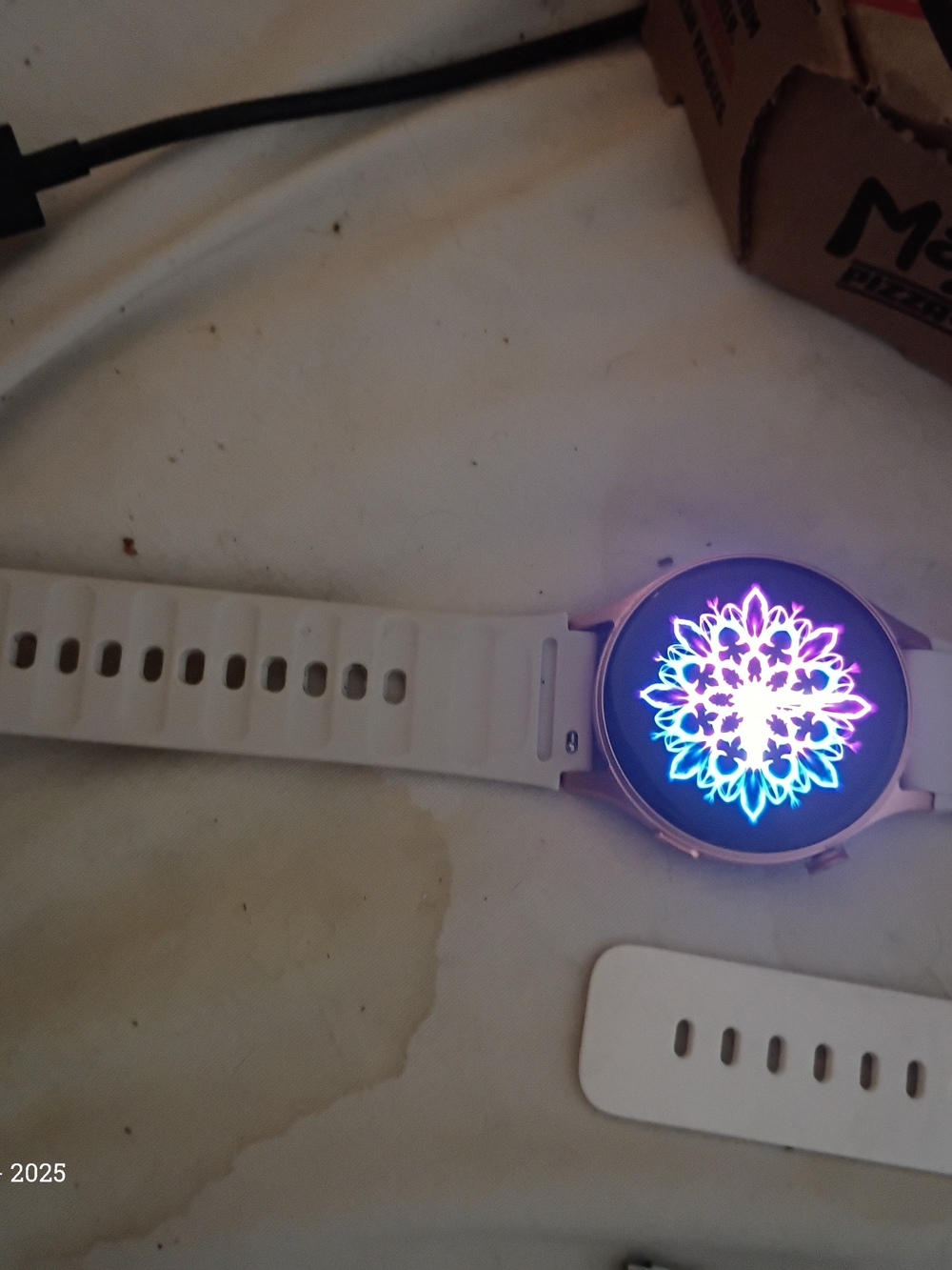 Smartwatch with White Silicone Band and Rose Gold Case